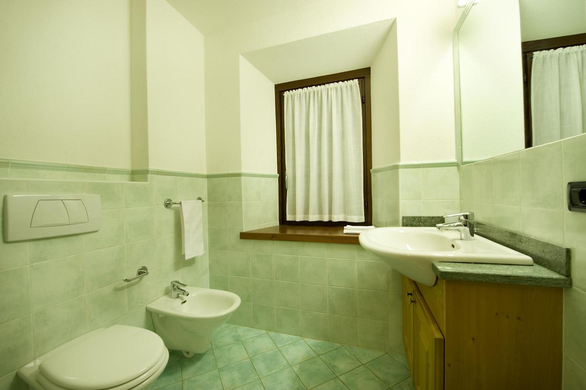Residence Deborah Madesimo Quarto foto